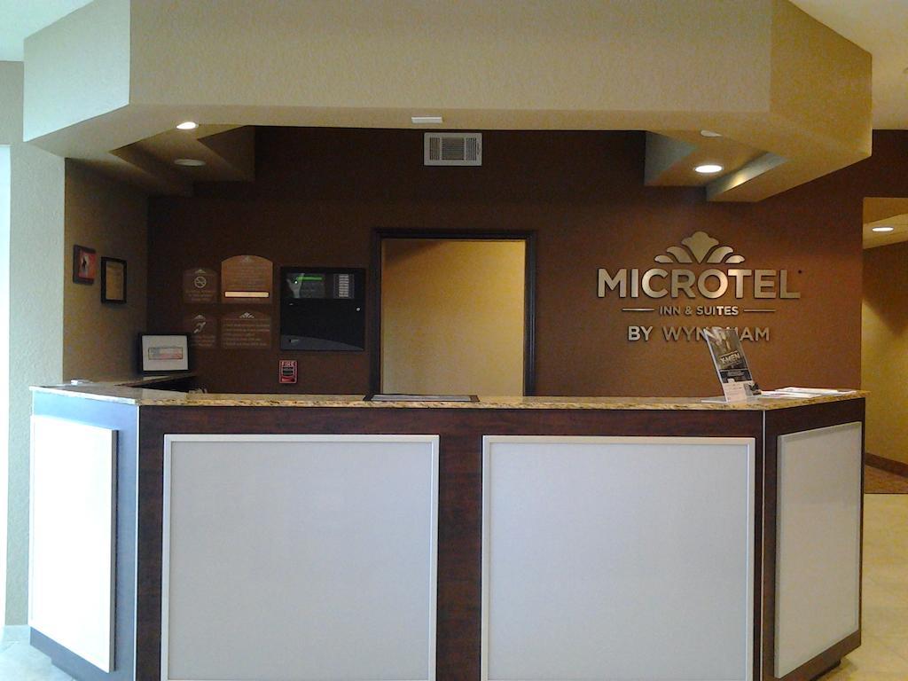Microtel Inn & Suites Cotulla Eksteriør bilde